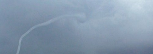 WATERSPOUT_EXIT_POINT_FROM_SPACESHIP_500.jpg (9587 bytes)