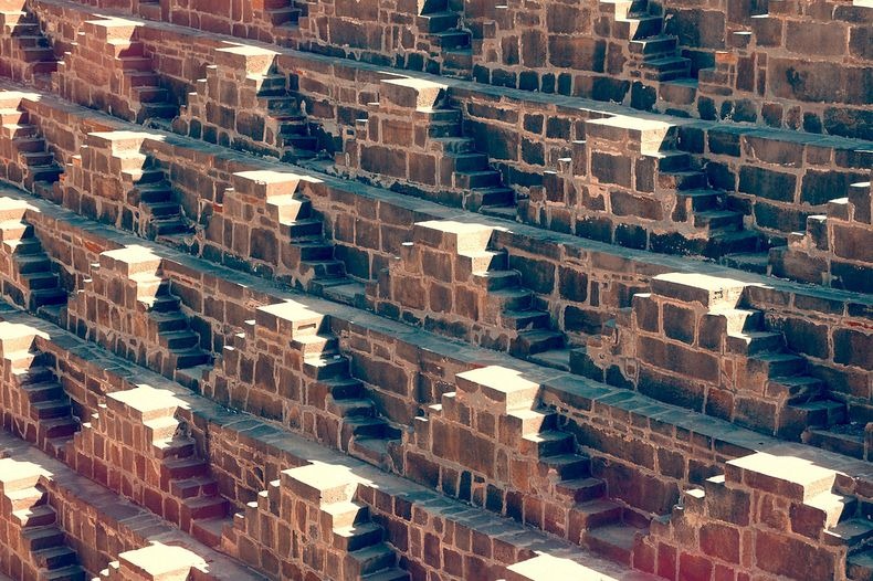 CHAND_BAORI_GENERATOR6.jpg (184875 bytes)