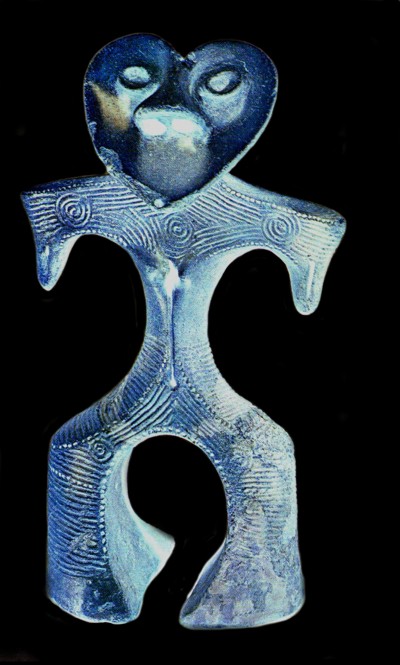 AINUI_JOMONS_FIGURE_NEGATIVE.jpg (62816 bytes)