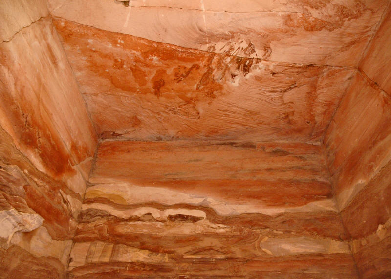 PETRA CAVITY ROOM PETRA CAVITY ROOM CHAMBER CEILING.