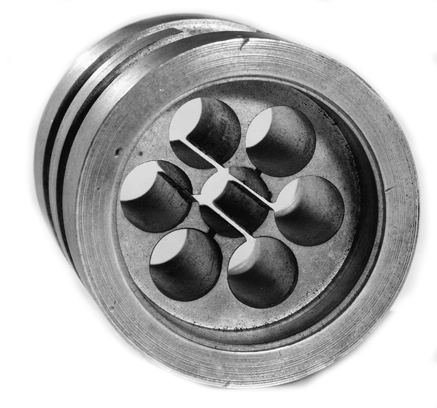 PETRA ORIGINAL CAVITY MAGNETRON DEVELOPED 1940 YEAR