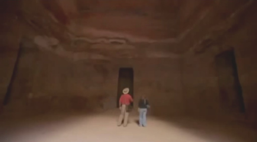 PETRA CAVITY RESONATOR ROOM